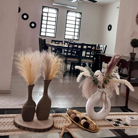 Casa Leonor. 2 Cuartos, 2 Banos, Cocina, Cochera. Valladolid  Kültér fotó