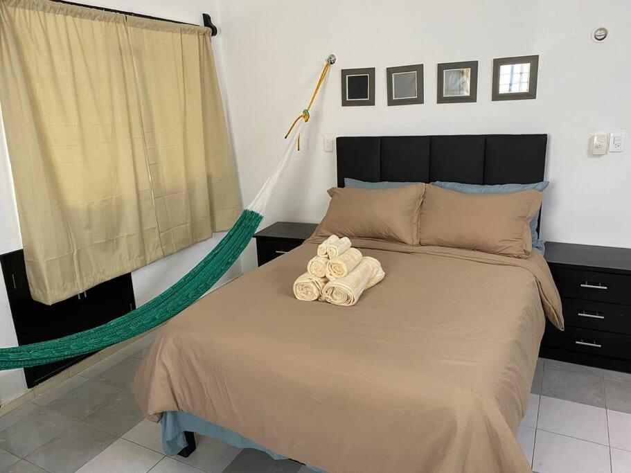 Casa Leonor. 2 Cuartos, 2 Banos, Cocina, Cochera. Valladolid  Kültér fotó