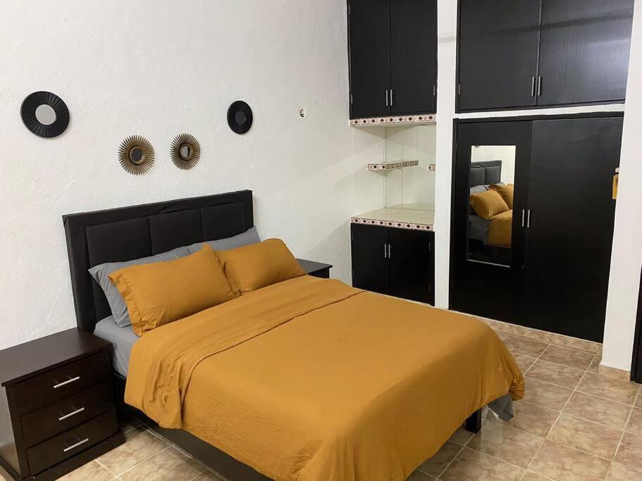 Casa Leonor. 2 Cuartos, 2 Banos, Cocina, Cochera. Valladolid  Kültér fotó