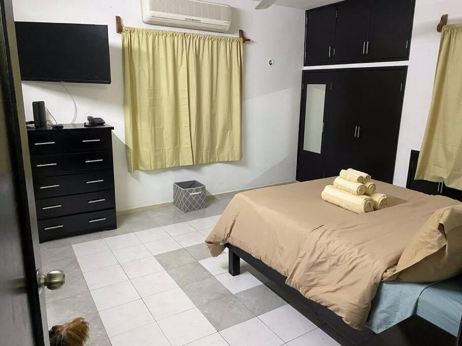 Casa Leonor. 2 Cuartos, 2 Banos, Cocina, Cochera. Valladolid  Kültér fotó